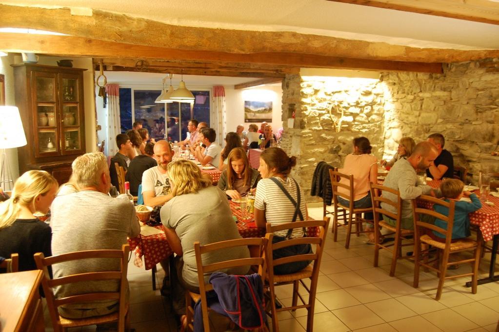 Gite La Maisonnee Sazos Exterior photo
